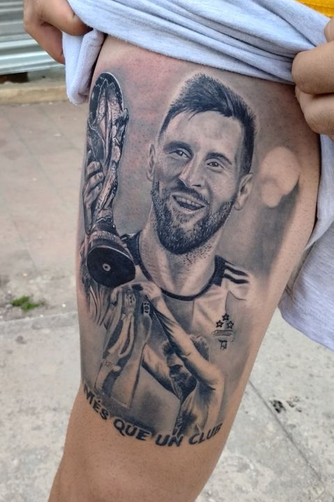 Tatuagem realista de retrato - Lionel Messi